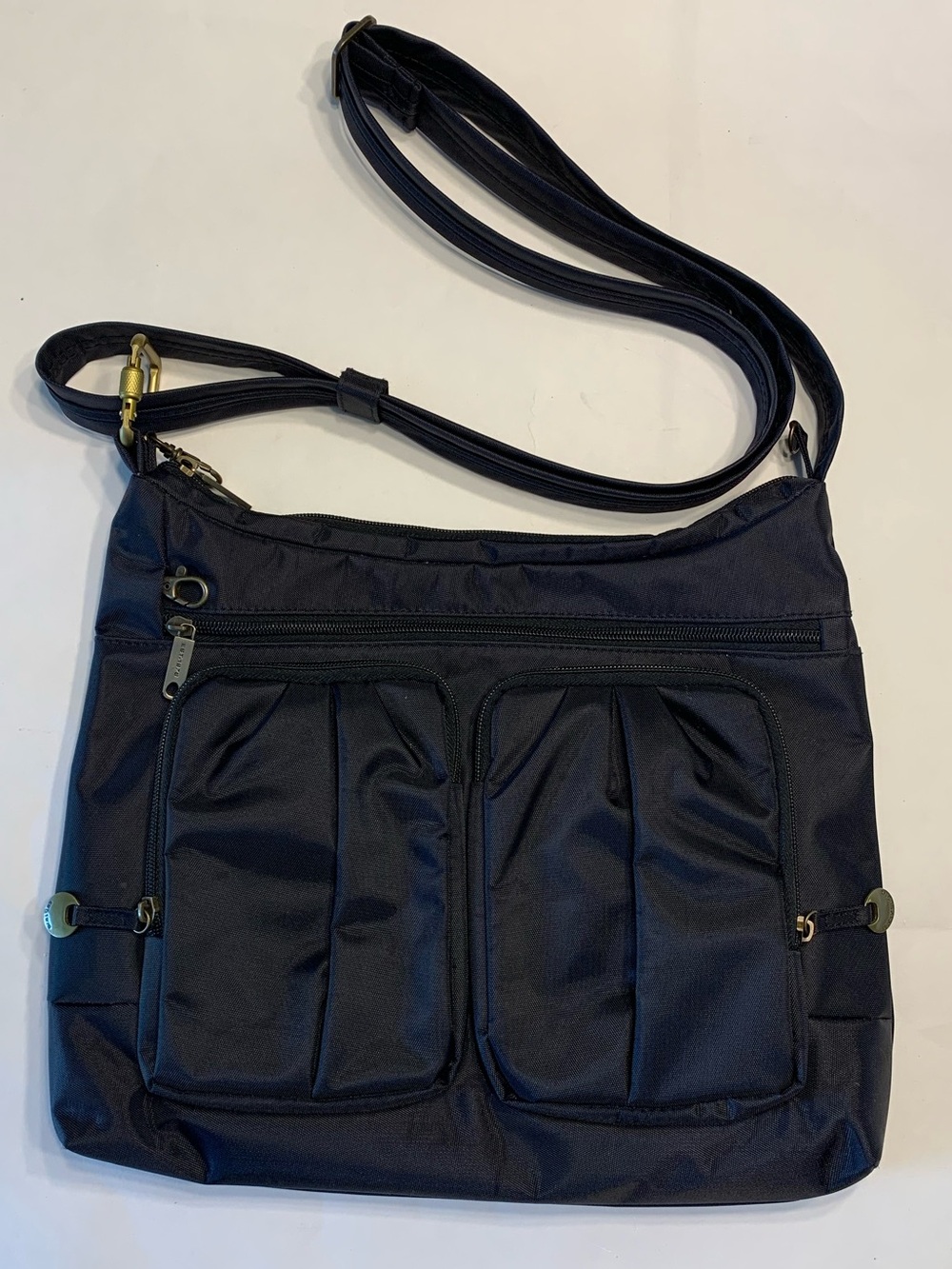 Travelon anti-theft crossbody bag